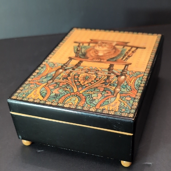 VTG,1990 Blossom Lesley Anne Ivory,Enesco Wooden Lacquered Jewelry Box with Cat. - Picture 1 of 11
